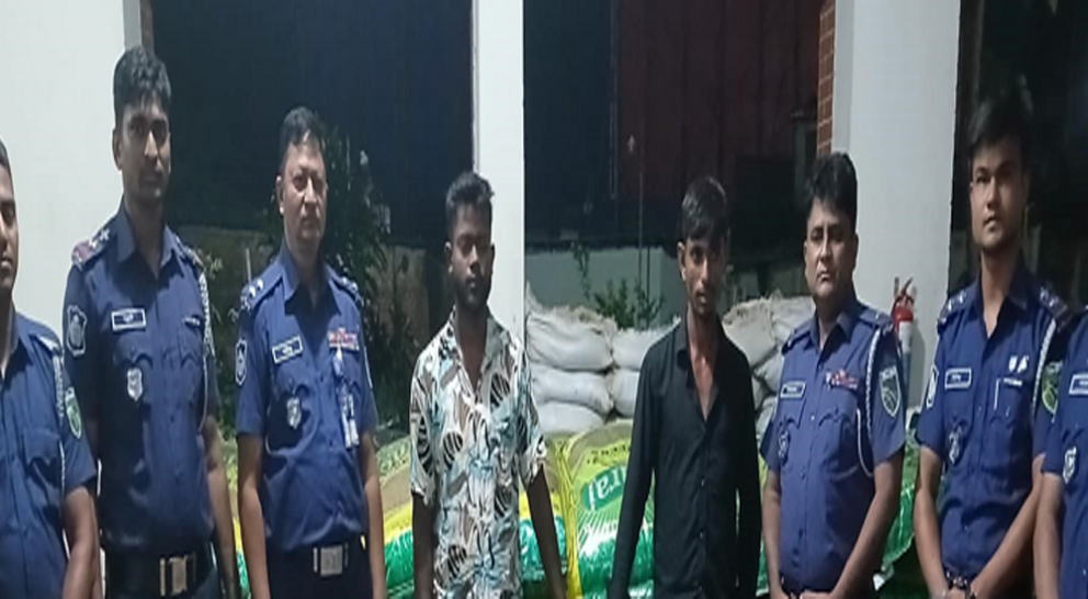 শেরপুর থেকে চোরাচালান চক্র, পণ্যসহ আটক ২