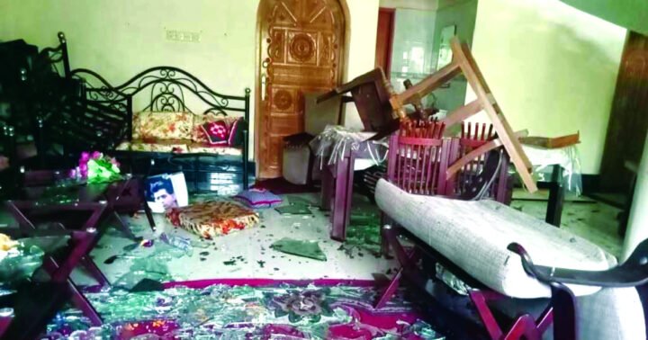 গোলাপগঞ্জে যুক্তরাজ্য প্রবাসীর বাড়িতে হামলা ও ভাঙচুর