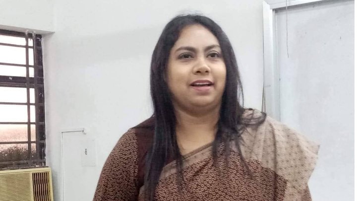ফেইসবুকে সাহাবিদের নিয়ে কটূক্তি, নারী আইনজীবী কারাগারে 