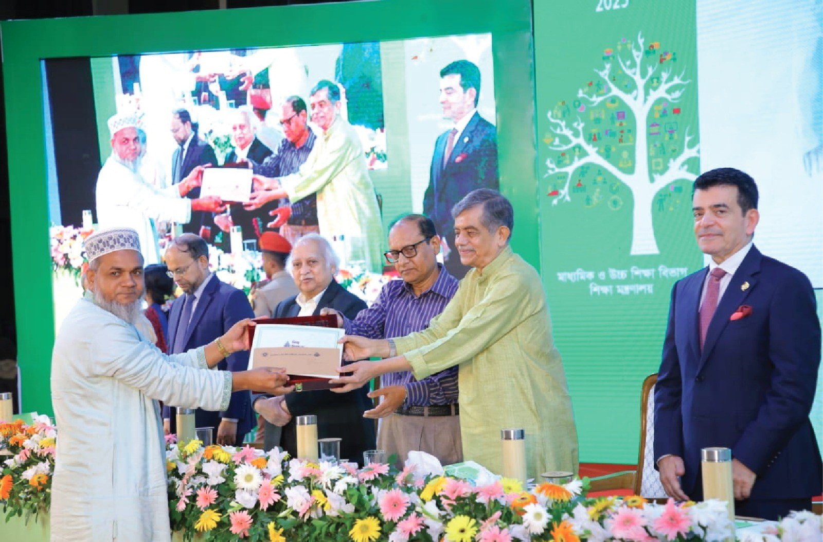 দাখিলে শ্রেষ্ঠ গুণী শিক্ষক শ্রীমঙ্গলের ডোবাগাঁও মাদরাসার আব্দুর রহিম