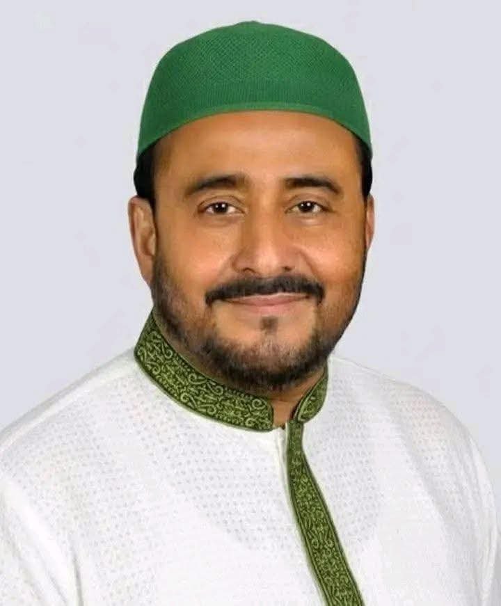 তিনগুনের চেয়ে বেশি ভোট পেয়ে বিজয়ী হলেন হাজী মুজিব