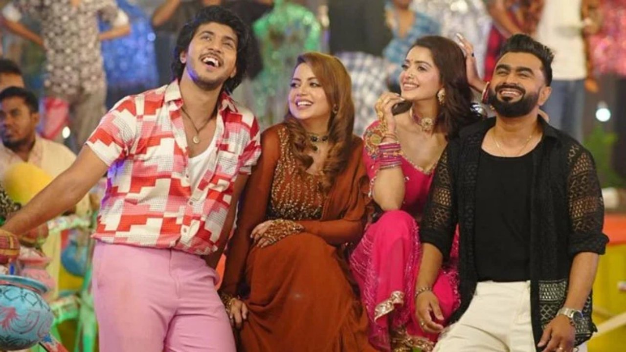 সিনেমার গানের আমেজে নাটকের গান, আলোচনায় ‘আগুন’