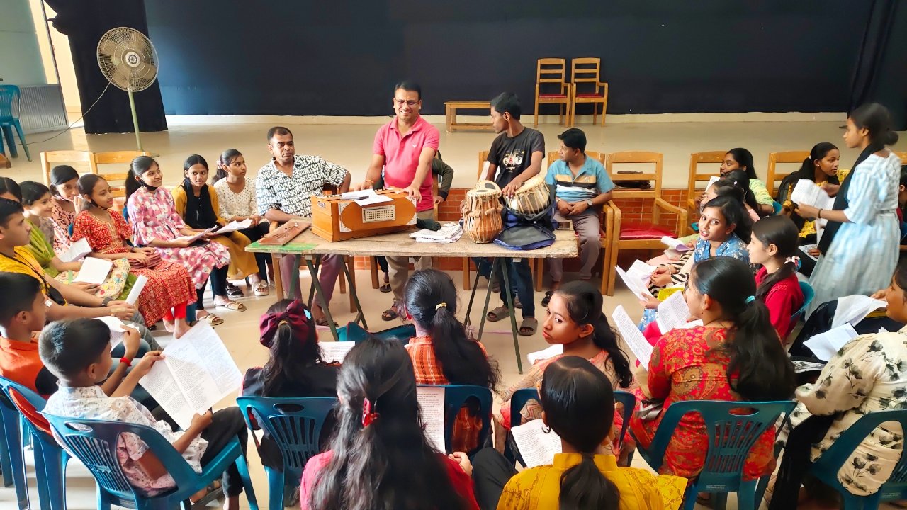 শ্রীমঙ্গলে বর্ষবরণ ও বৈশাখী শোভাযাত্রা: চলছে শেষ মুহূর্তের প্রস্তুতি