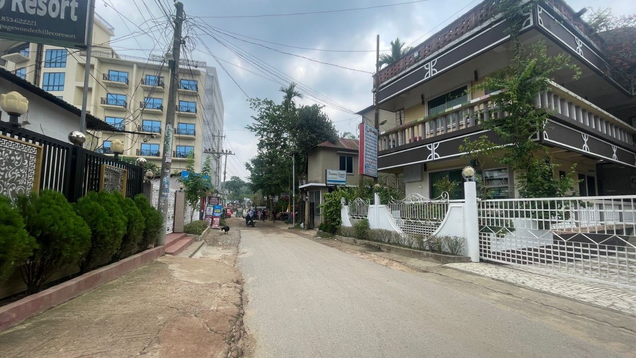 জ্বালানি সংকটে ভাটা পড়েছে চায়ের দেশ শ্রীমঙ্গলের পর্যটন শিল্প