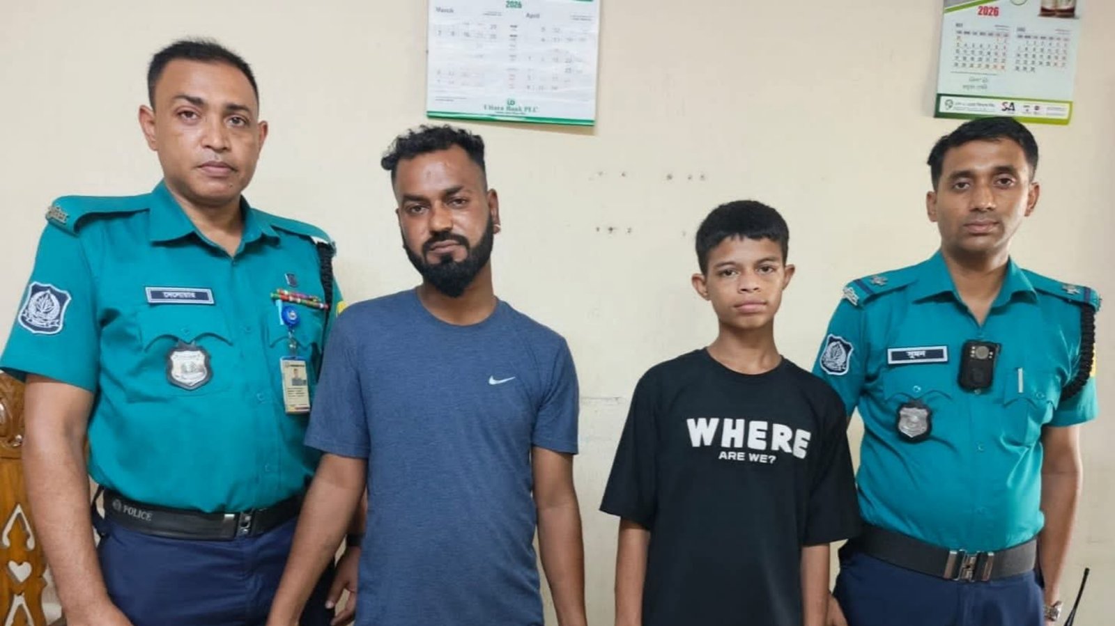 সিলেটে চুরির ২৪ ঘণ্টার মধ্যেই দুই চোর গ্রেফতার, উদ্ধার মোবাইল ও গুরুত্বপূর্ণ কাগজপত্র