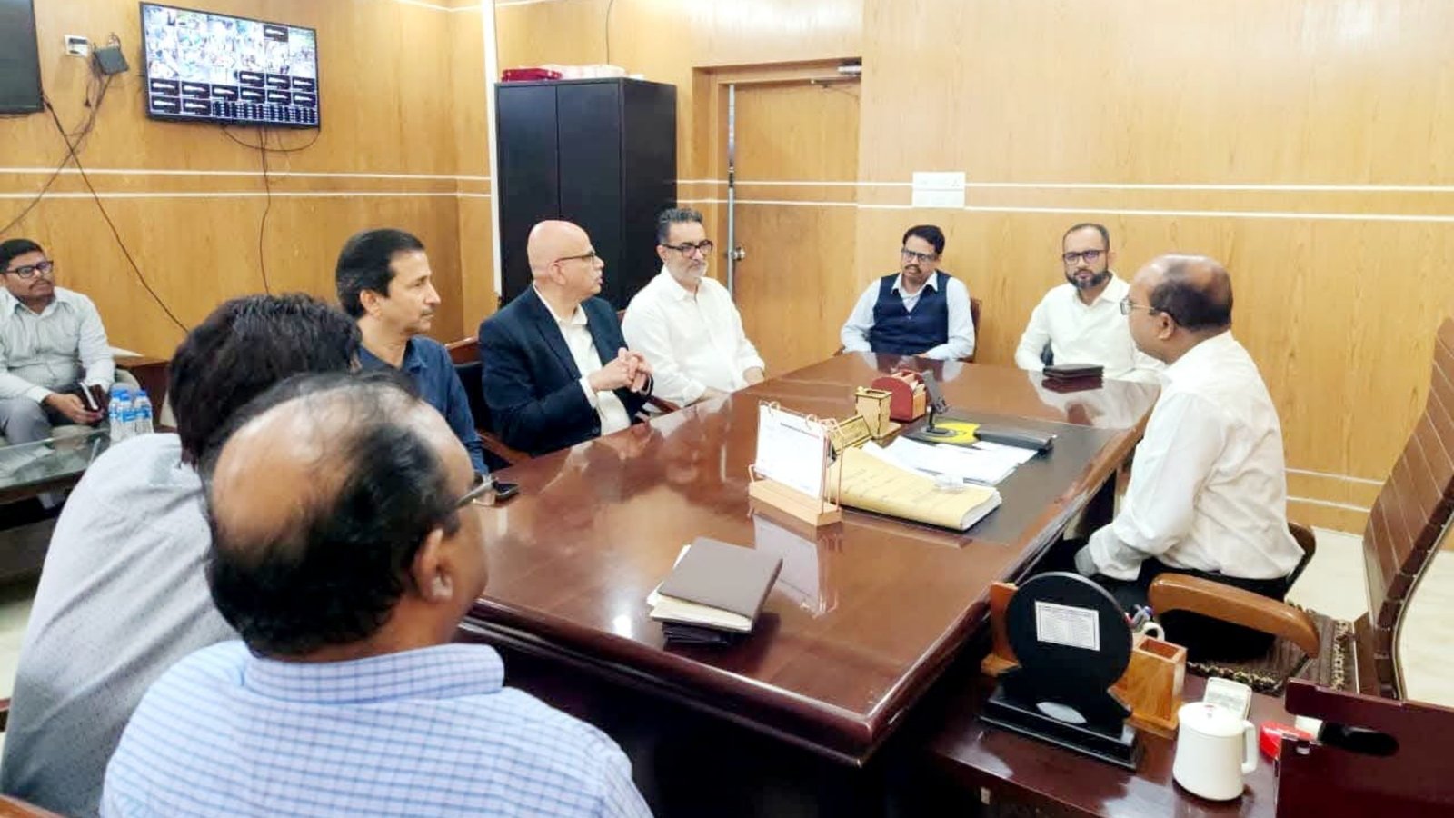 মৌলভীবাজার সদর হাসপাতালে AIIB প্রতিনিধি দল, স্বাস্থ্যখাতে আন্তর্জাতিক বিনিয়োগের সম্ভাবনা