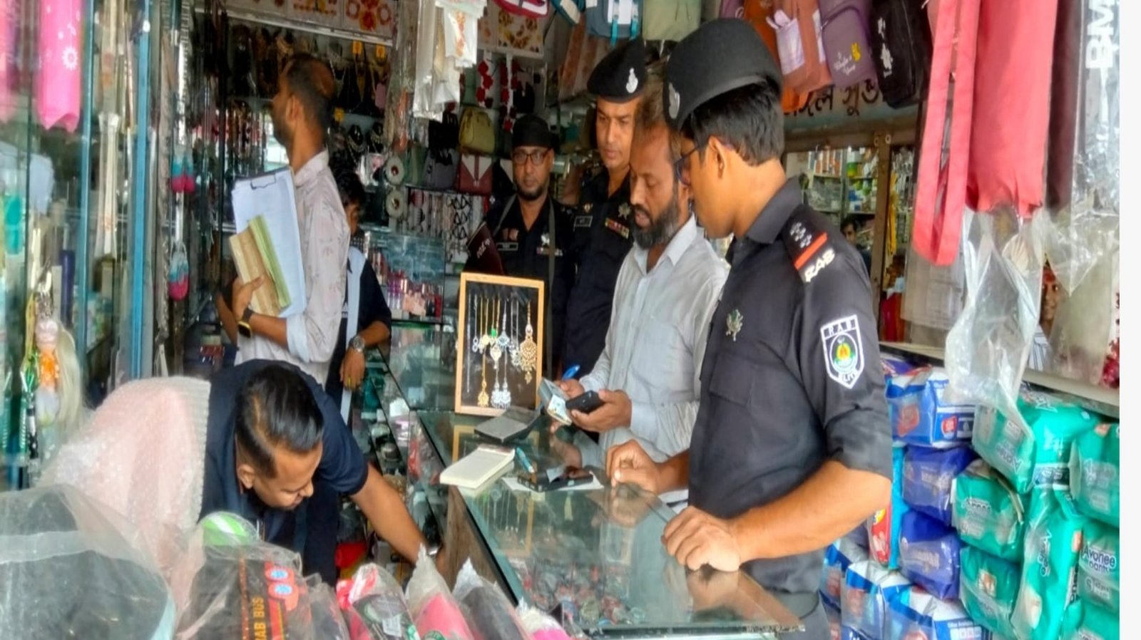 শ্রীমঙ্গলে ভোক্তা অধিকার অভিযানে ৬ প্রতিষ্ঠানকে ৩৬ হাজার টাকা জরিমানা