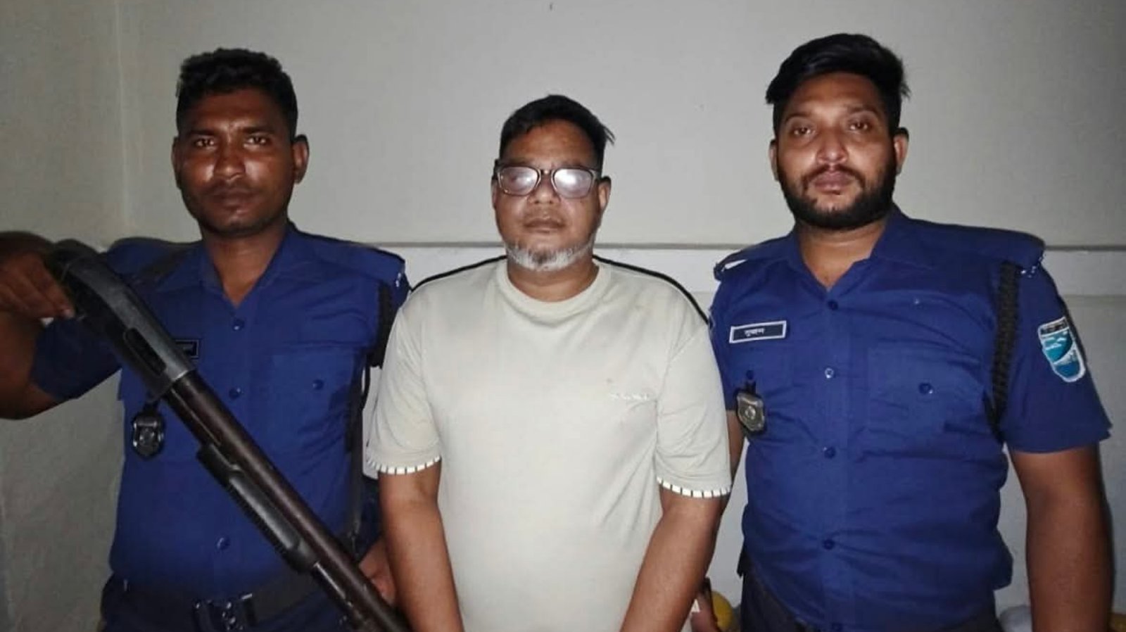 সাভারের স্বেচ্ছাসেবক লীগ নেতা ‘লিটন’ মিরপুর থেকে গ্রেপ্তার