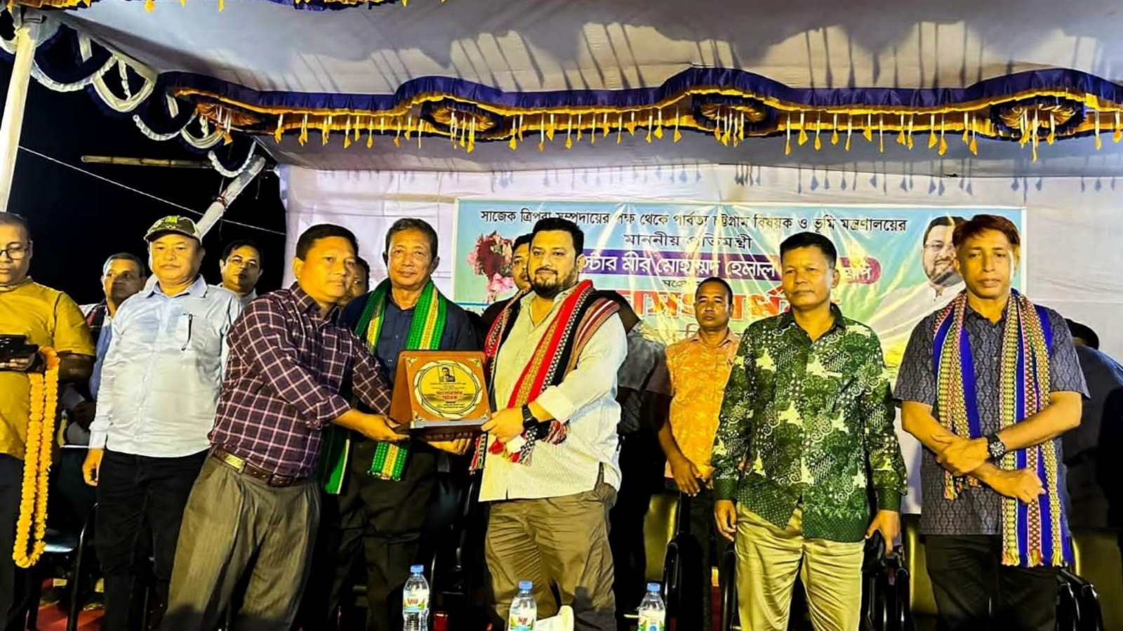 উন্নয়ন, পর্যটন ও ক্ষুদ্র নৃ-গোষ্ঠীর জীবনমান উন্নয়নে নানা দাবি