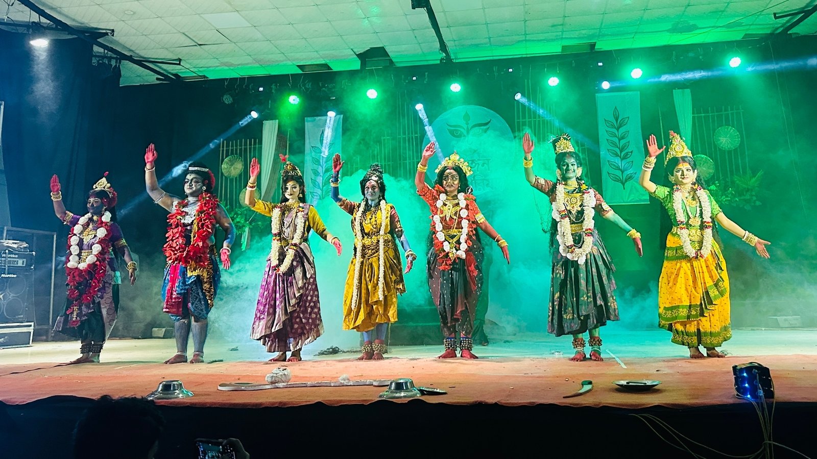 ‘সর্বভূতেষু সংস্থিতা’: নৃত্যনাট্যে দেবীশক্তির মহিমা ও অসুরবধের কাহিনি
