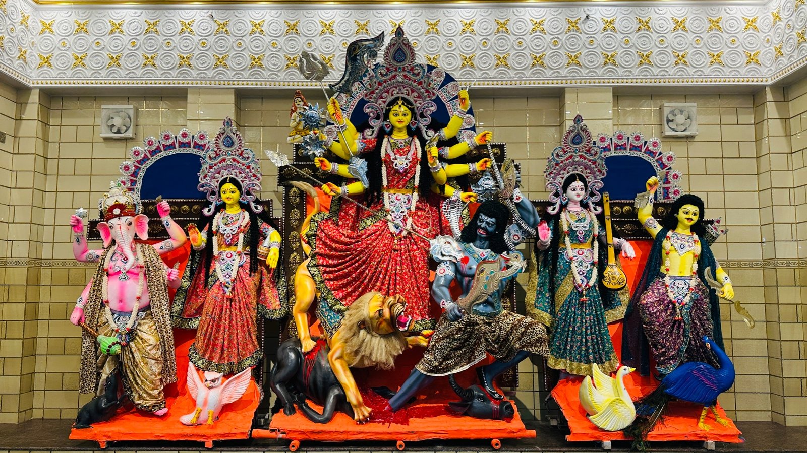মহাসপ্তমীর পূজা আজ, রাজধানীসহ সারা দেশে কঠোর নিরাপত্তা